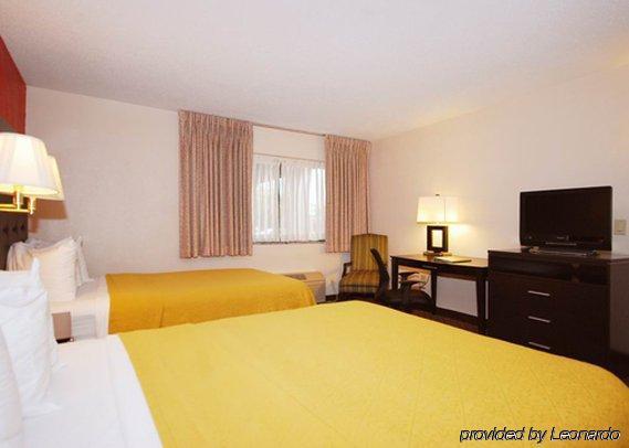 Quality Inn & Suites حديقة كوليدج الغرفة الصورة
