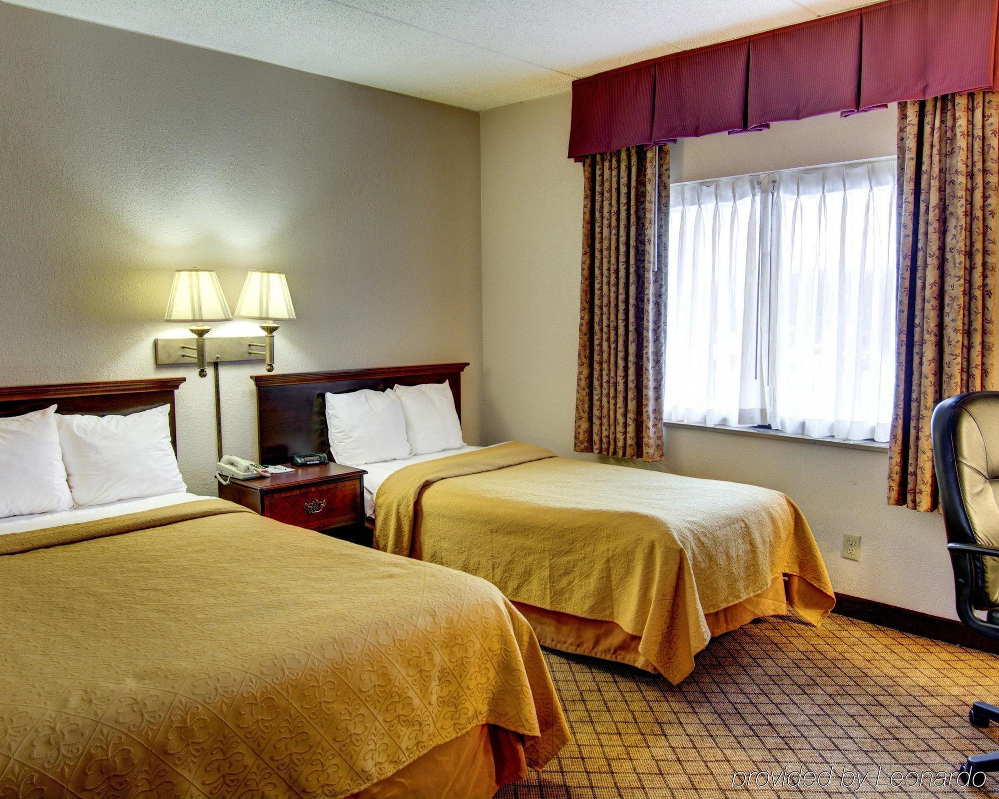Quality Inn & Suites حديقة كوليدج المظهر الخارجي الصورة